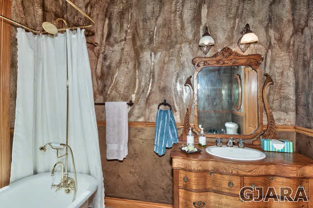 887 25 Road Grand Junction, CO 81505 - Photo 23 of 42 a bathroom with a sink and a mirror
