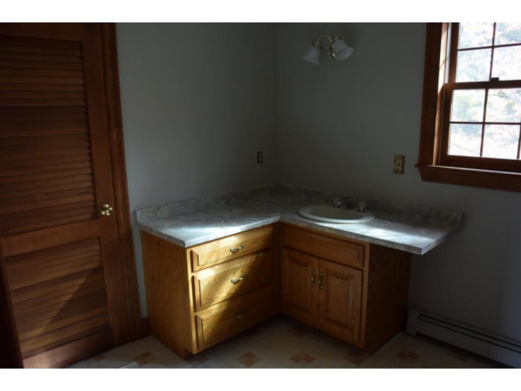 223 South Hill Road New Boston, NH 03070 - Photo 12 of 30 Gallery Image 12