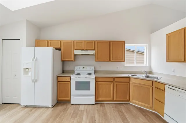 $349,900 | 1720 Bridgewater Drive, Ypsilanti, MI 48198