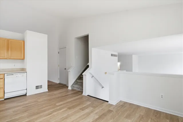 $349,900 | 1720 Bridgewater Drive, Ypsilanti, MI 48198