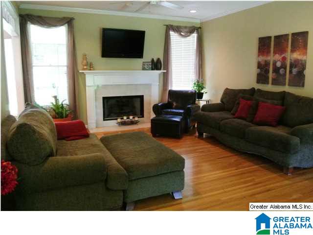 167 Broadmoor Lane Alabaster, AL 35007 - Photo 2 of 15