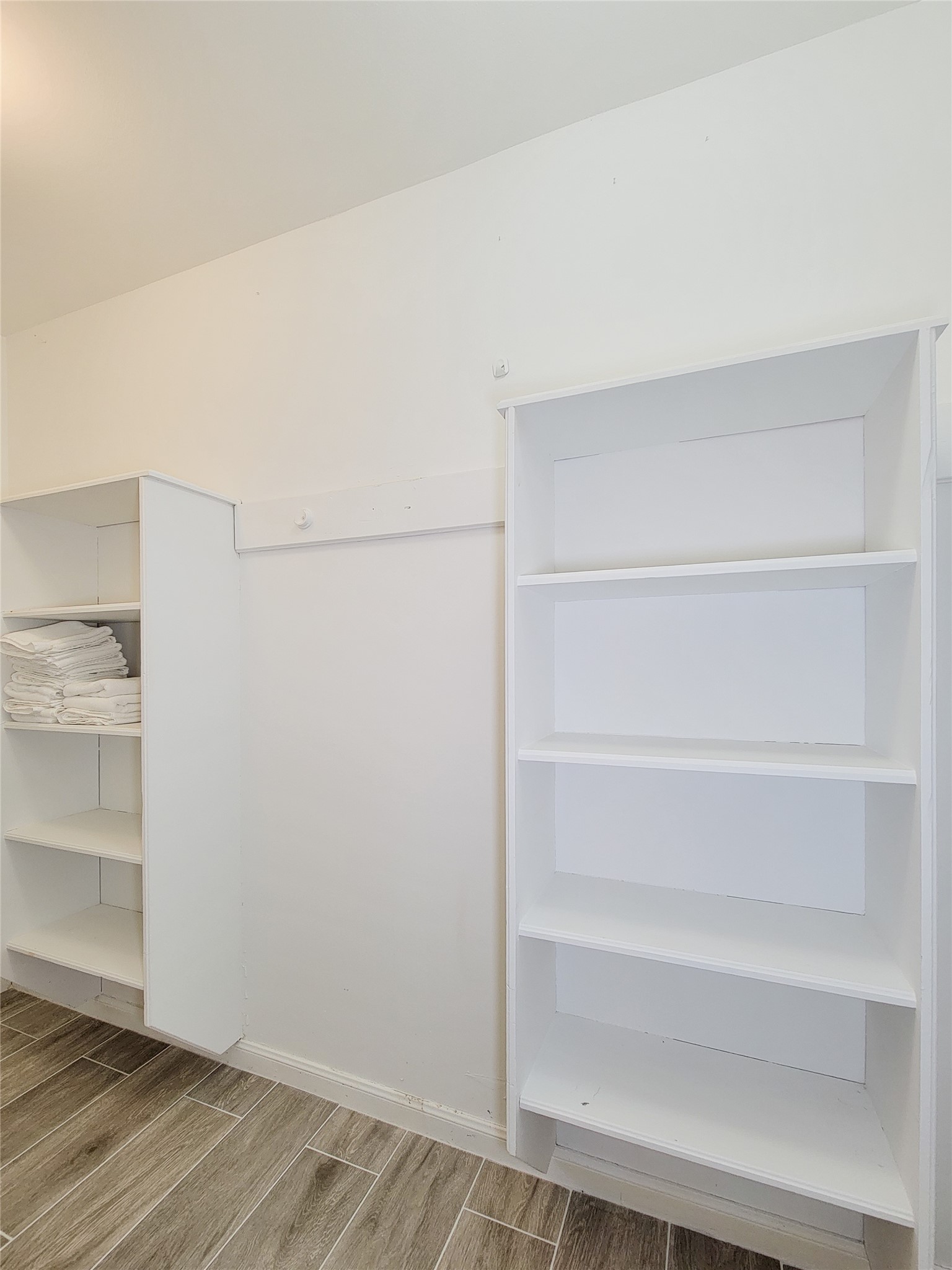 10 April Point Drive South Conroe, TX 77356 - Photo 13 of 28