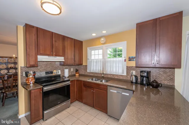 $565,000 | 7140 Brangles Road, Marriottsville, MD 21104