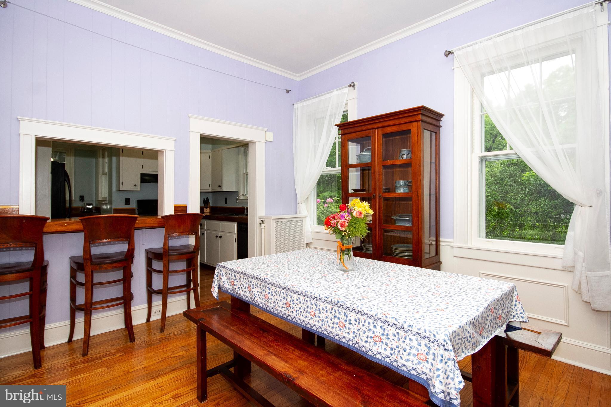412 Kensington Road Baltimore, MD 21229 - Photo 11 of 30 Dining Room