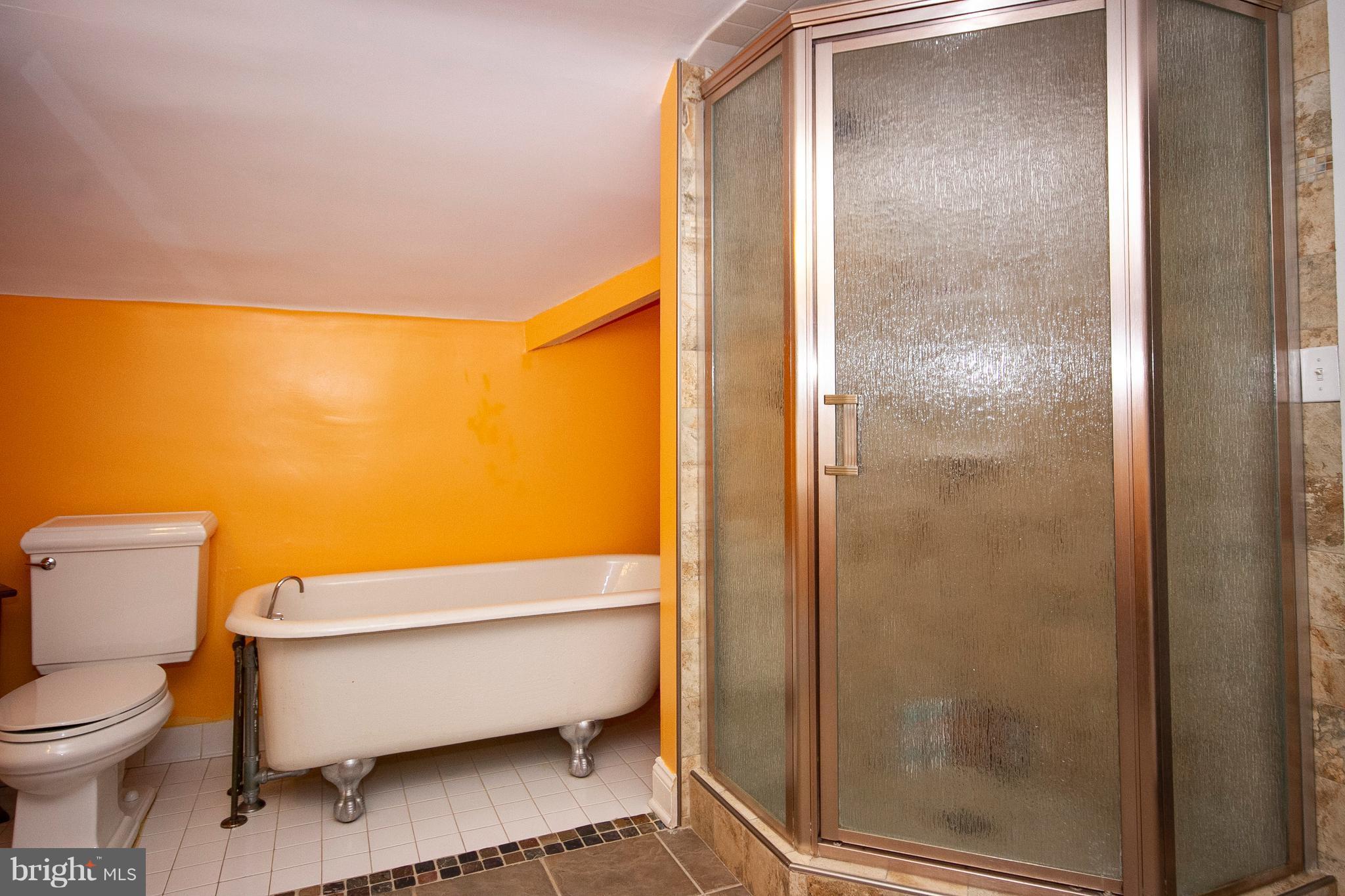 412 Kensington Road Baltimore, MD 21229 - Photo 28 of 30 Bath