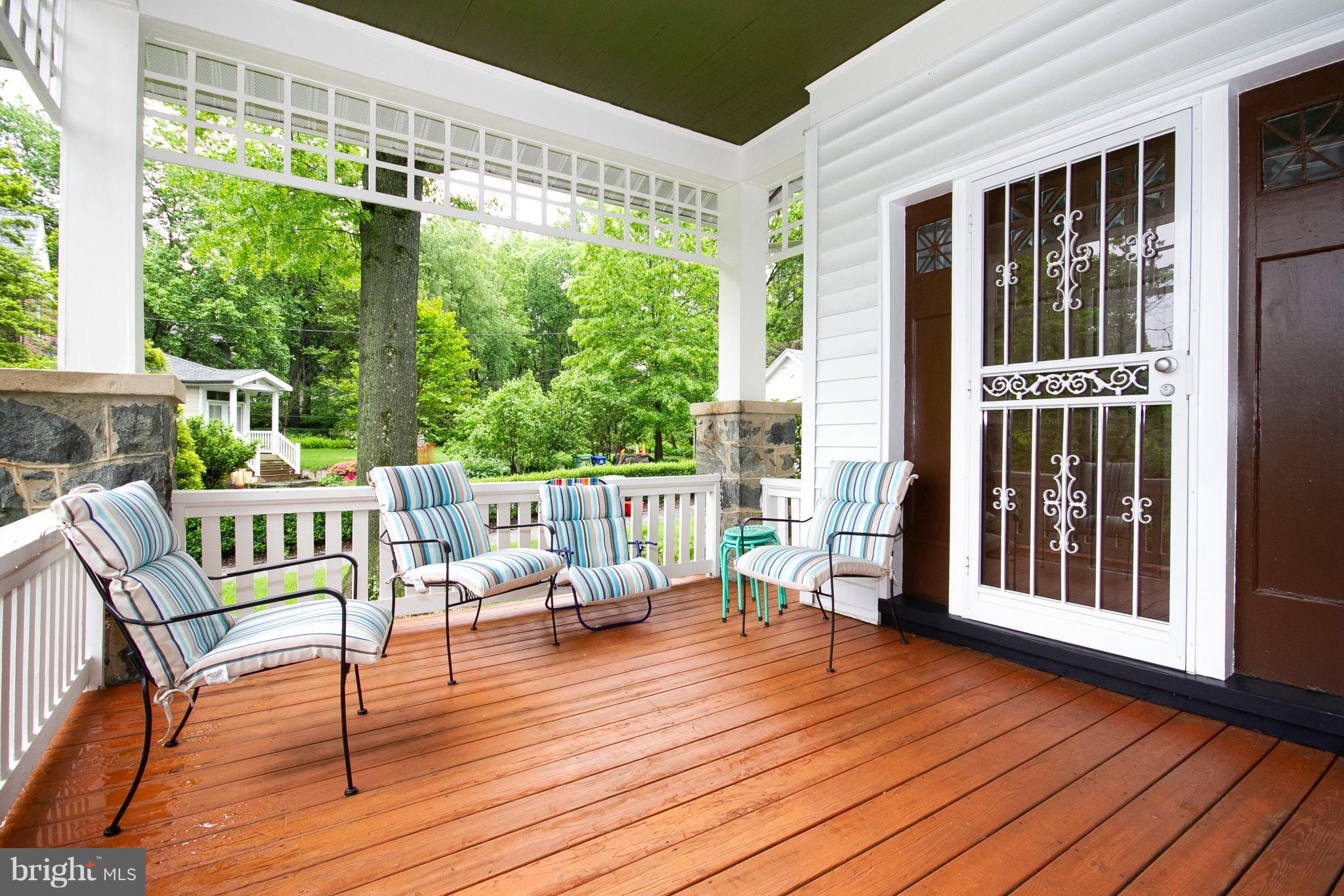 412 Kensington Road Baltimore, MD 21229 - Photo 5 of 30 Front Porch