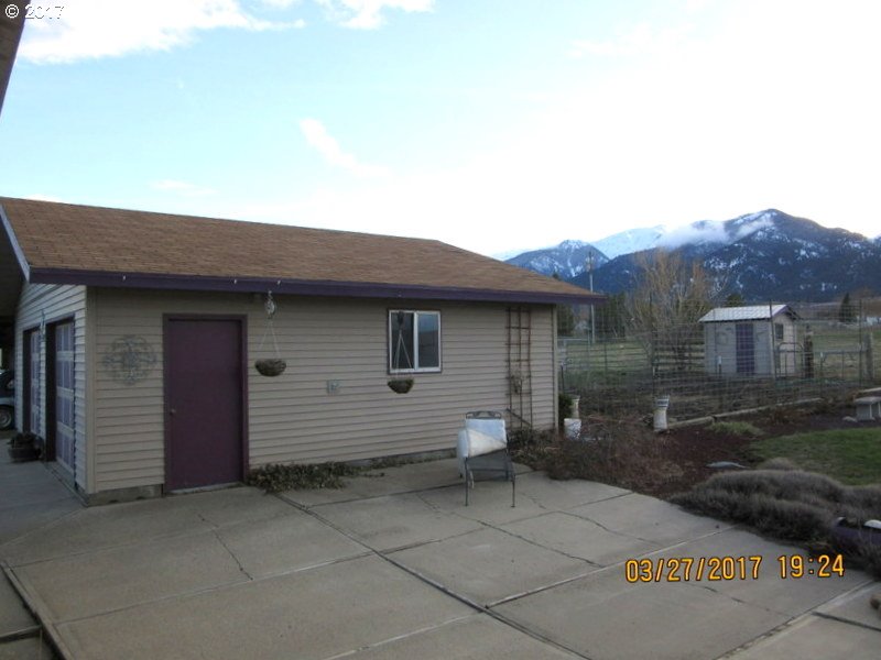 44492 Pocahontas Road Baker City, OR 97814 - Photo 14 of 32 Gallery Image 14
