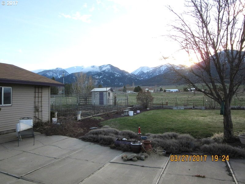 44492 Pocahontas Road Baker City, OR 97814 - Photo 28 of 32 Gallery Image 28