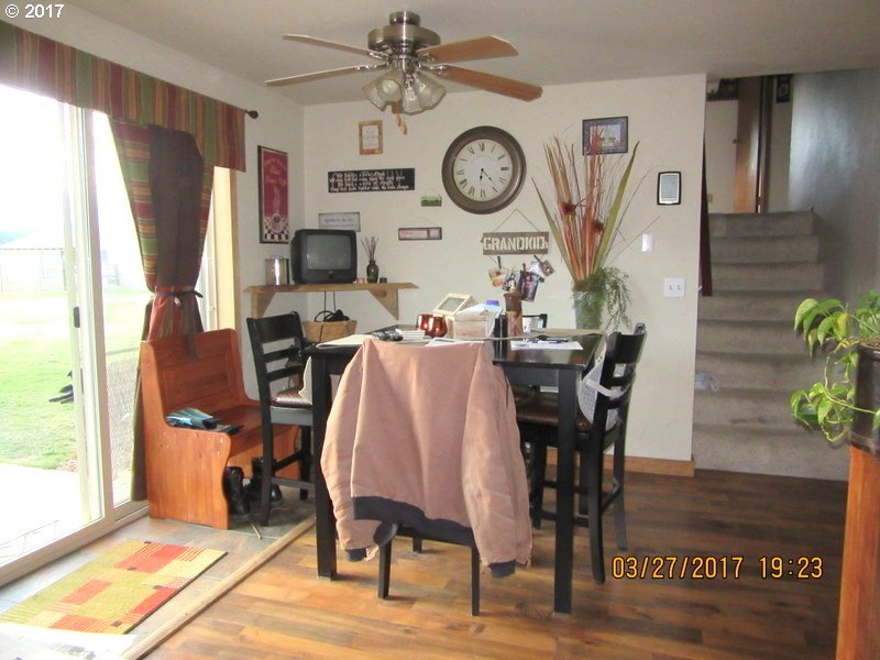 44492 Pocahontas Road Baker City, OR 97814 - Photo 5 of 32 Gallery Image 5