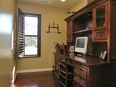 20201 Nicholas Road Clovis, CA 93619 - Photo 10 of 26 Gallery Image 10