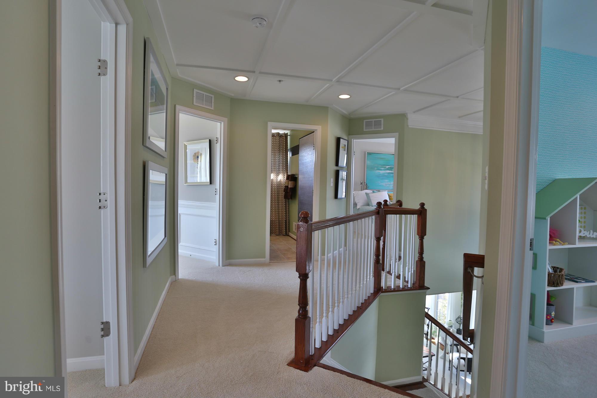 9401 Cross Road Perry Hall, MD 21128 - Photo 12 of 30 Upstairs Hallway