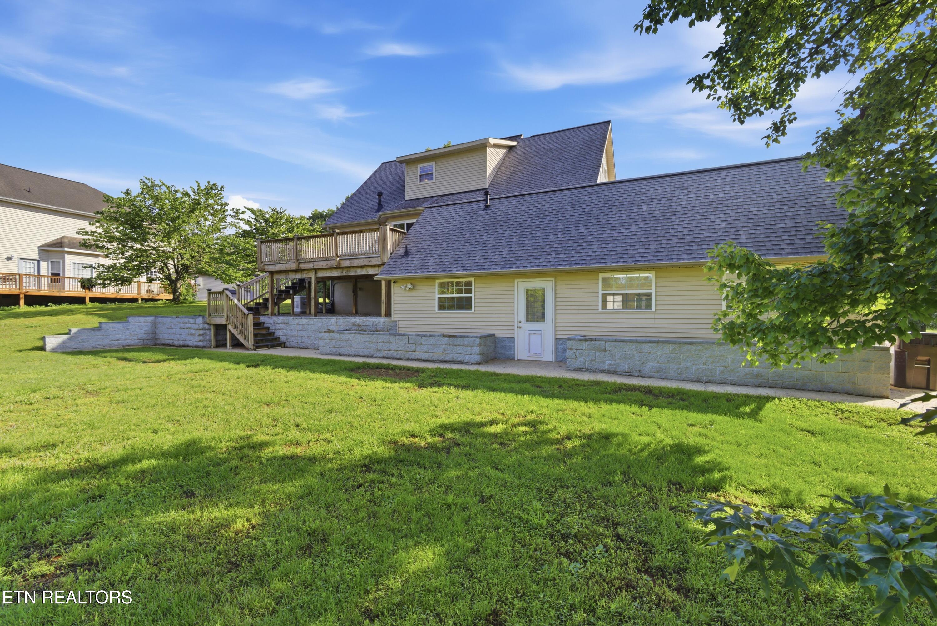 135 Rebel Road Harriman, TN 37748 - Photo 34 of 57 476W1165