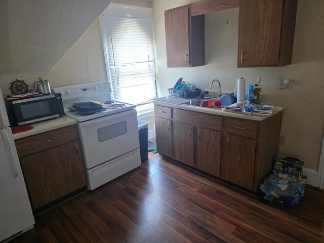 $450,000 | 80 Rankin Street, Rockland, ME 04841