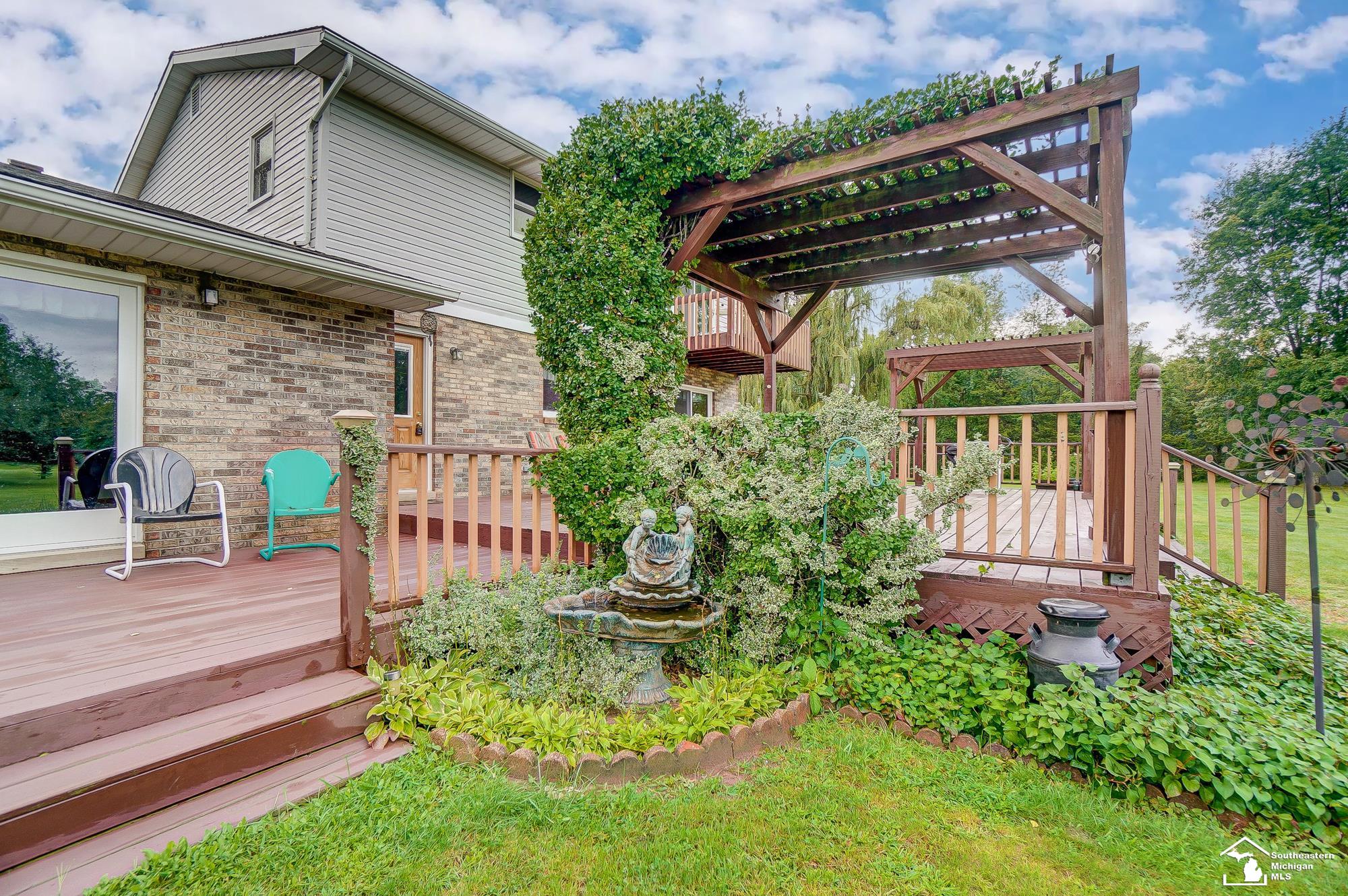 49774 Willis Road Belleville, MI 48111 - Photo 47 of 53 50120134-46.JPG