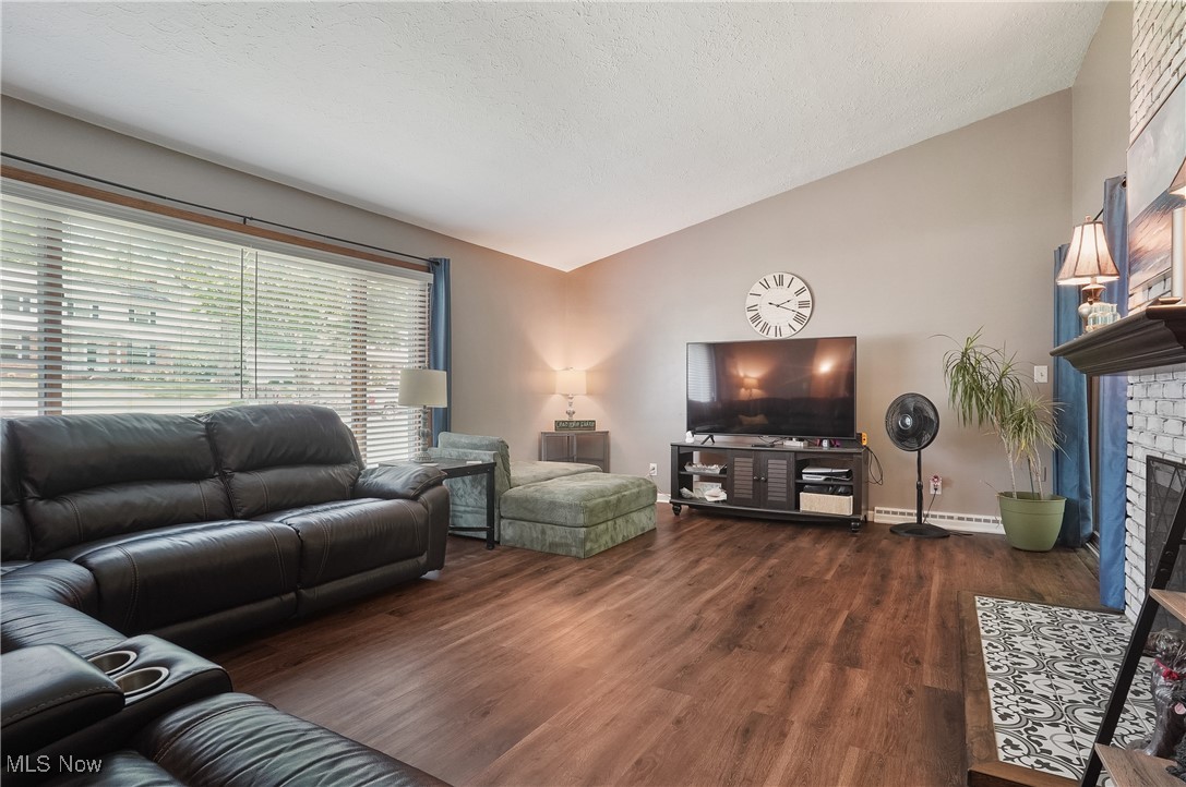 2596 Brice Road Akron, OH 44313 - Photo 8 of 50 Gallery Image 8