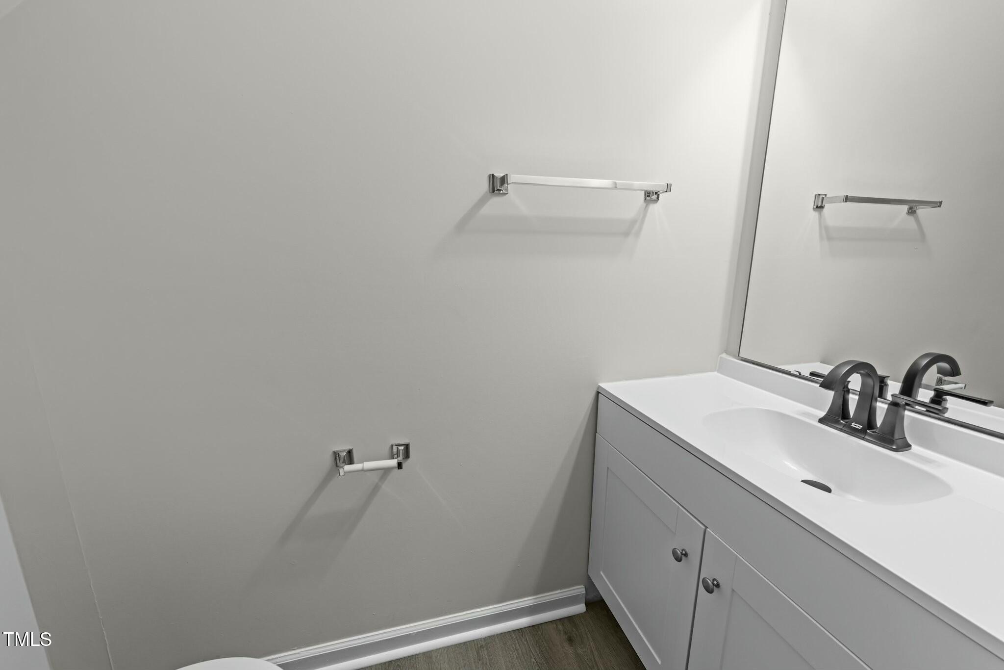 8521 Mt Valley Lane Raleigh, NC 27613 - Photo 11 of 38 tempImage3Fnzrb