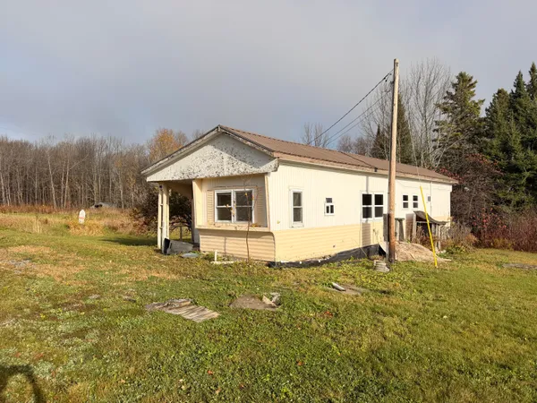 $47,500 | 1227 Frenchville Road, Ashland, ME 04732