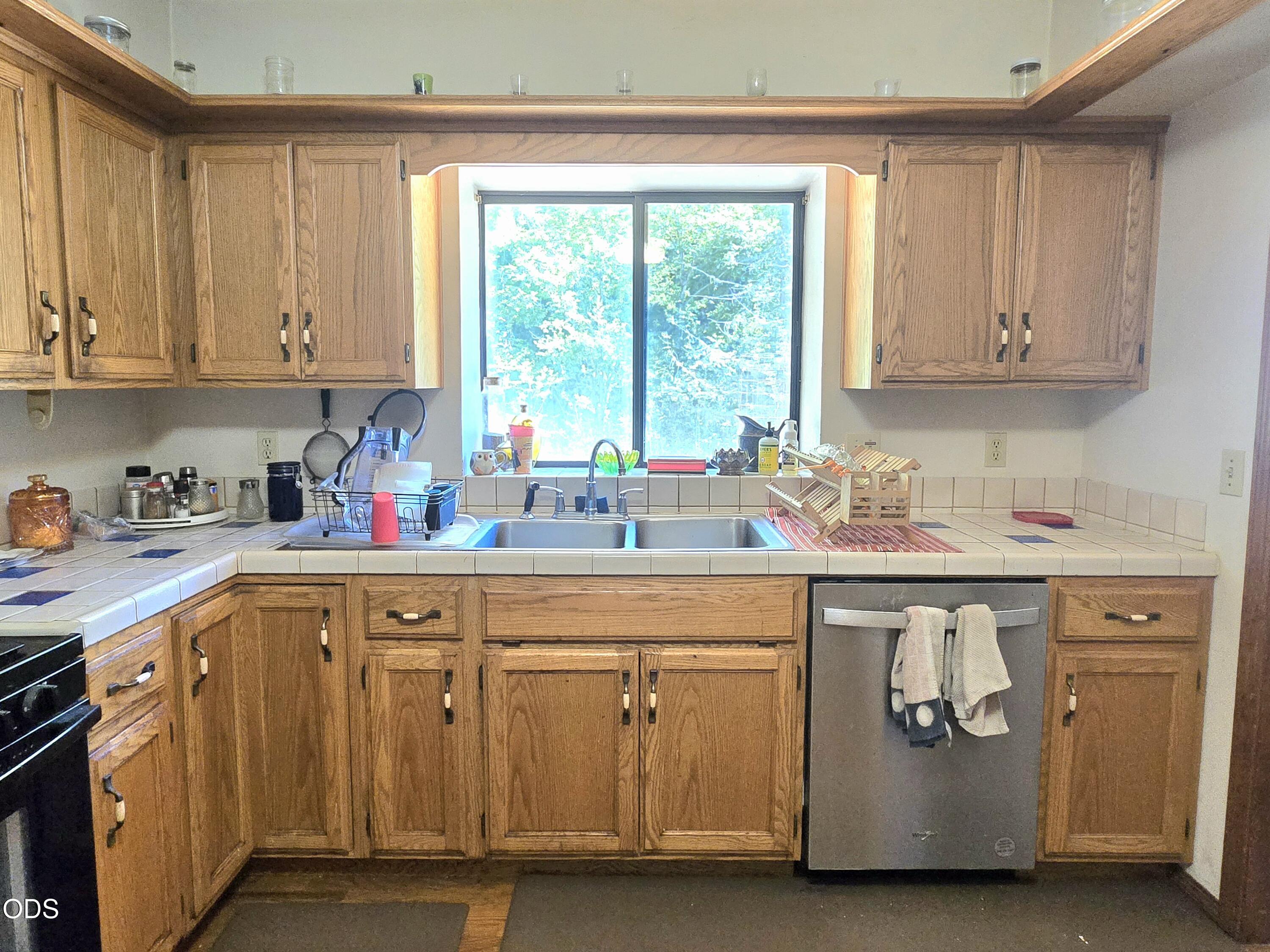 3901 Placer Road Wolf Creek, OR 97497 - Photo 19 of 52