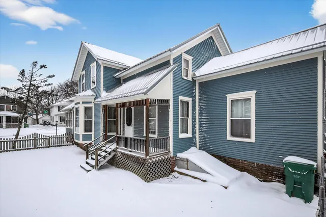 $240,000 | 1008 Oak Street, Niles, MI 49120