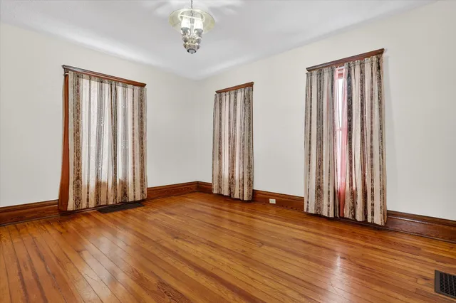 $240,000 | 1008 Oak Street, Niles, MI 49120