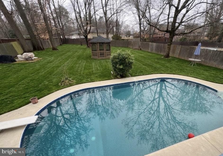 6807 Robinia Road Temple Hills, MD 20748 - Photo 9 of 42 Gallery Image 9