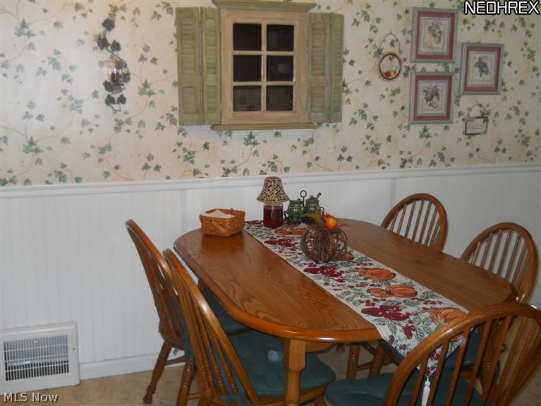 1719 Rockefeller Road Wickliffe, OH 44092 - Photo 13 of 23 Gallery Image 13