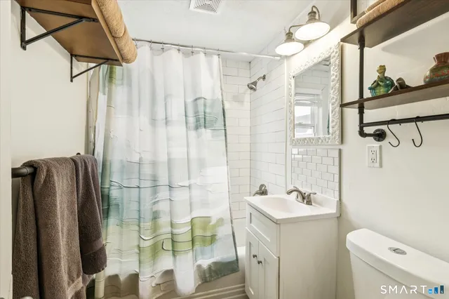 $374,999 | 9 Robin Road, Manchester, CT 06042