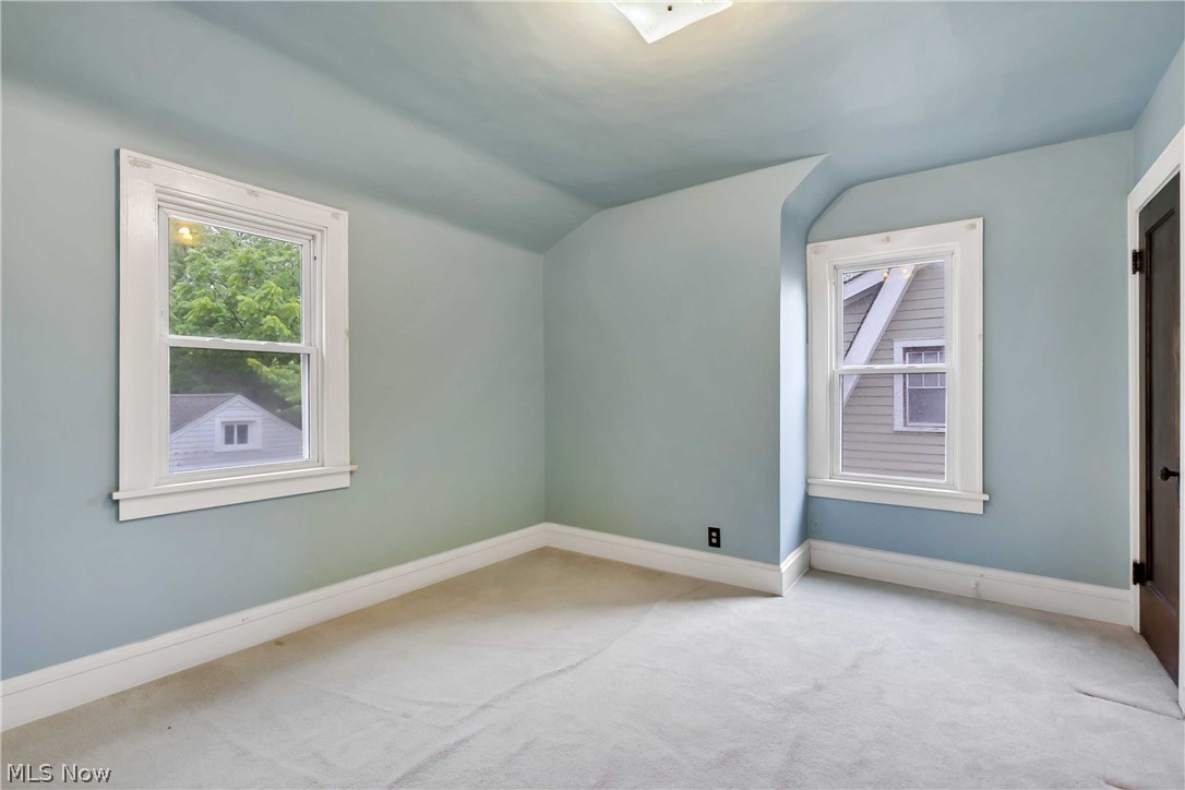 3352 Clarendon Road Cleveland, OH 44118 - Photo 16 of 35 Bedroom #1