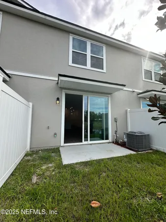 $1,800 | 634 Celtic Drive, Jacksonville, FL 32218