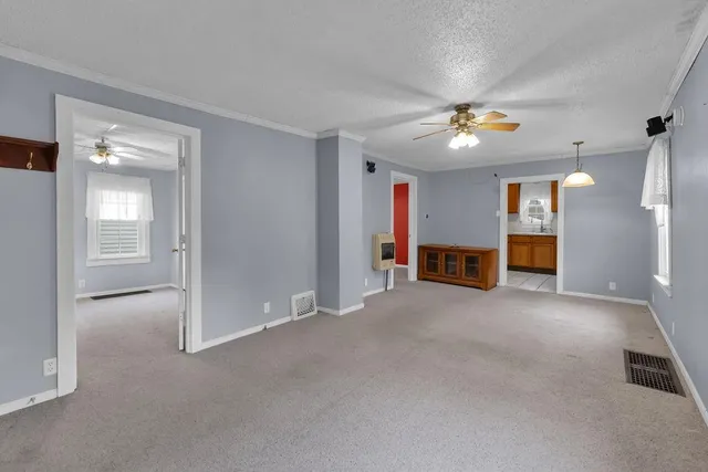 $94,900 | 6620 Carnegie Street, St. Joseph, MO 64504