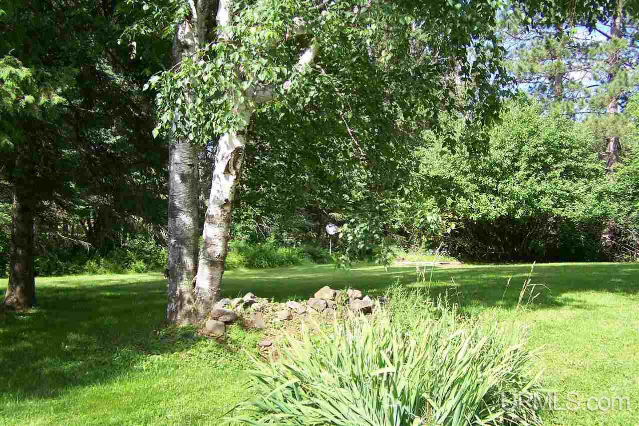 N9239 South Range Road Ironwood, MI 49938 - Photo 13 of 17