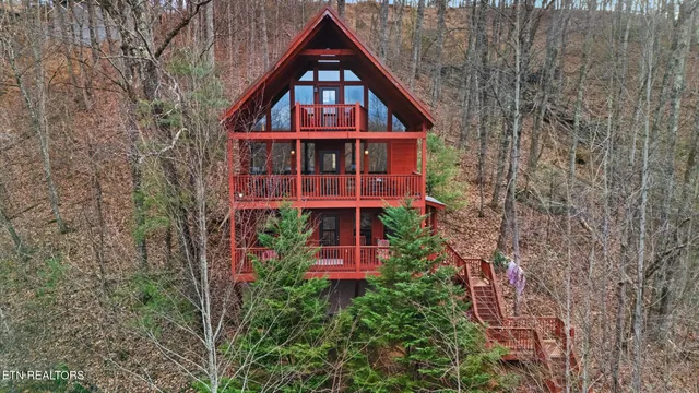 $564,900 | 1322 Ridgefield Drive, Sevierville, TN 37876