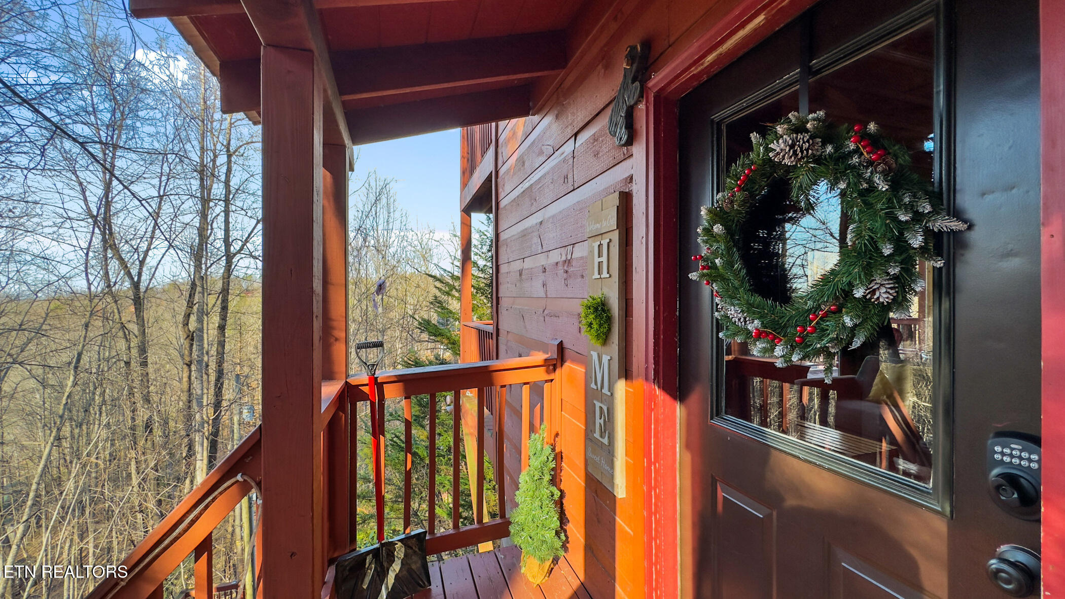 1322 Ridgefield Drive Sevierville, TN 37876 - Photo 6 of 46 img_3046