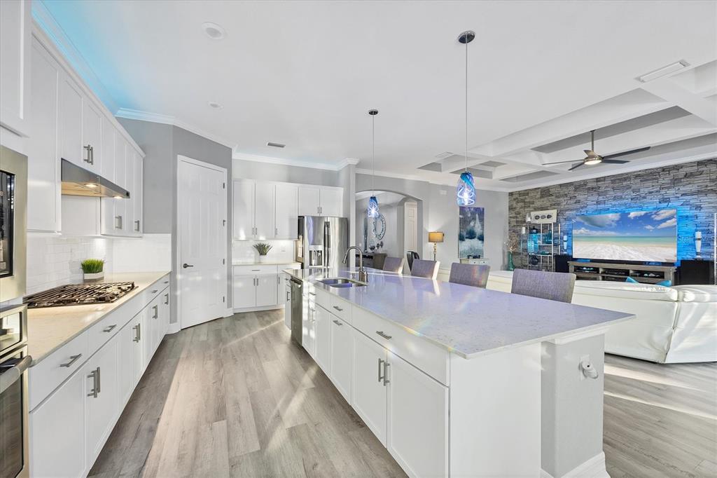 16309 Castle Park Terrace Lakewood Ranch, FL 34202 - Photo 13 of 45