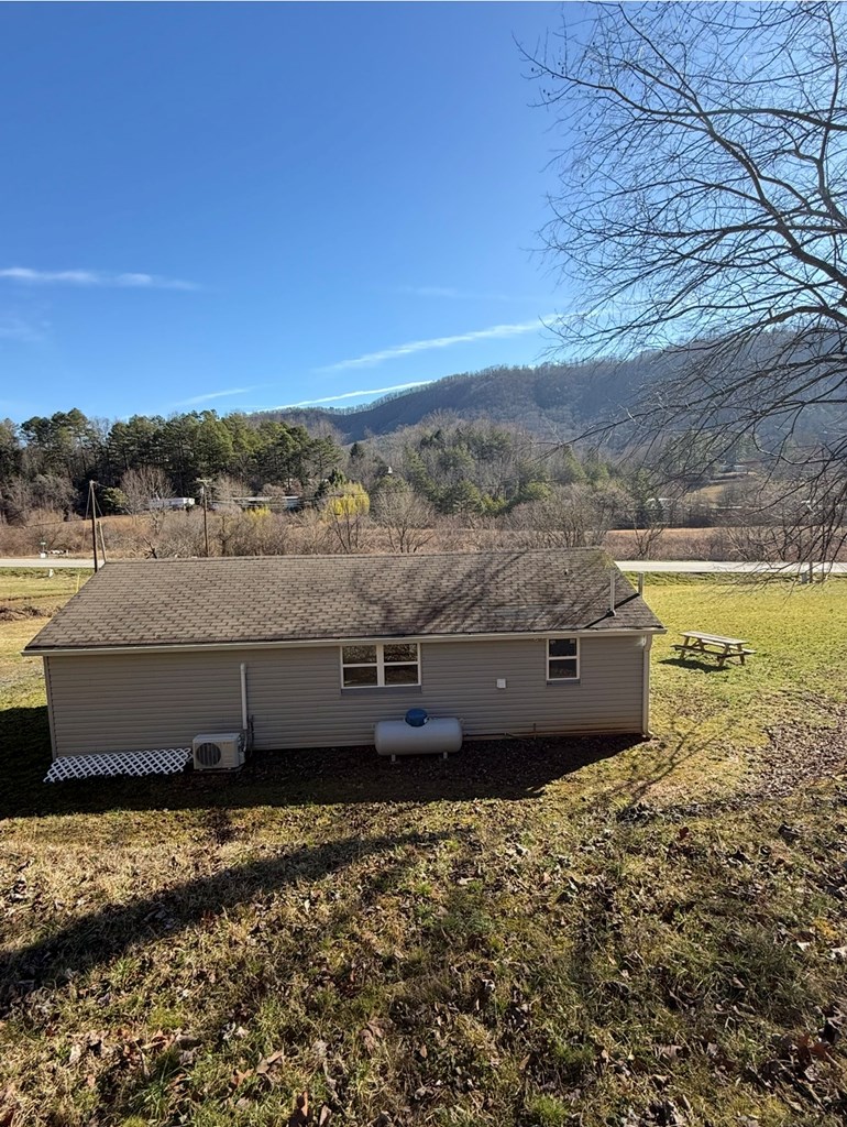 3975 Highway 141 Marble, NC 28905 - Photo 2 of 18