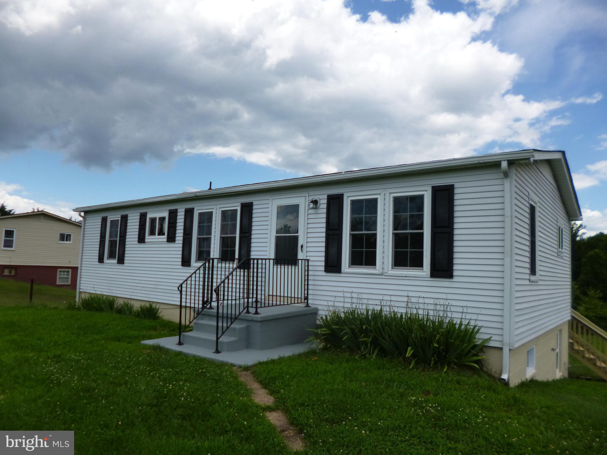 7337 Blanton Road Ruther Glen, VA 22546 - Photo 1 of 6 Exterior (Front)