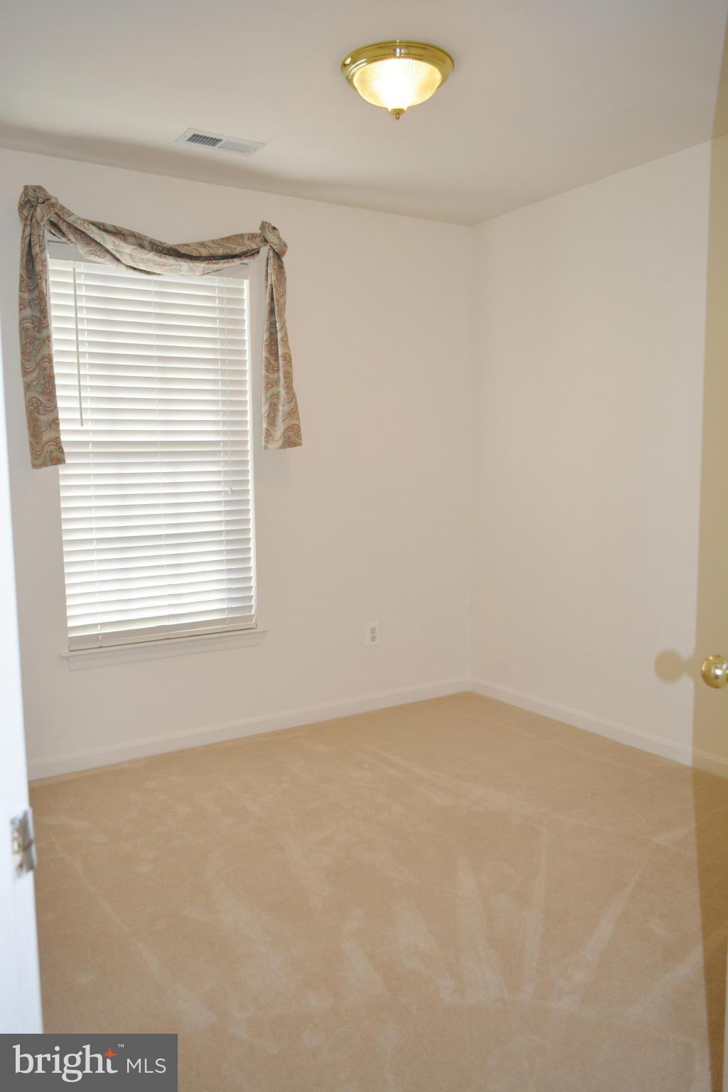 9069 Two Bays Road Lorton, VA 22079 - Photo 11 of 19 Bedroom3