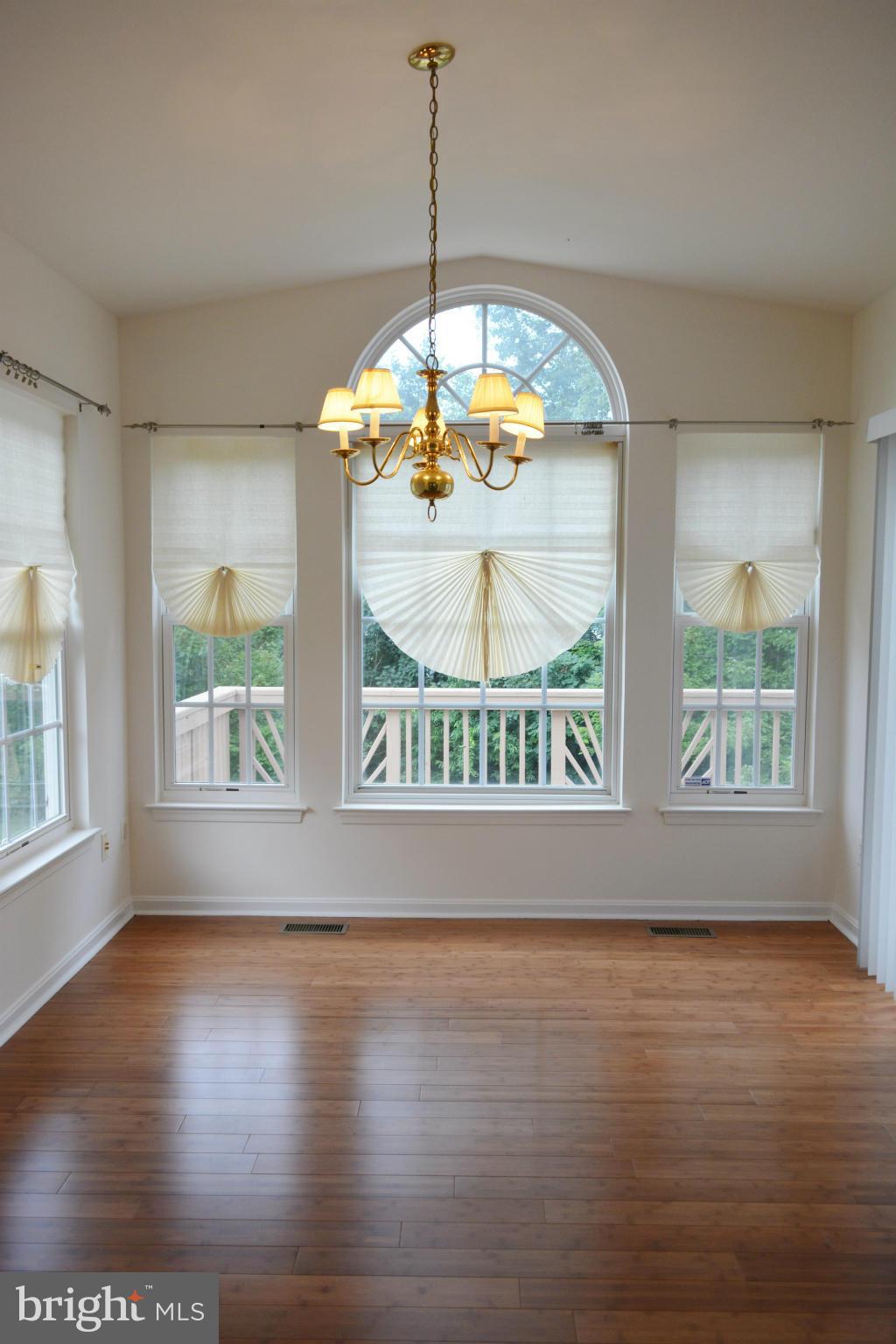 9069 Two Bays Road Lorton, VA 22079 - Photo 7 of 19 Dining Room