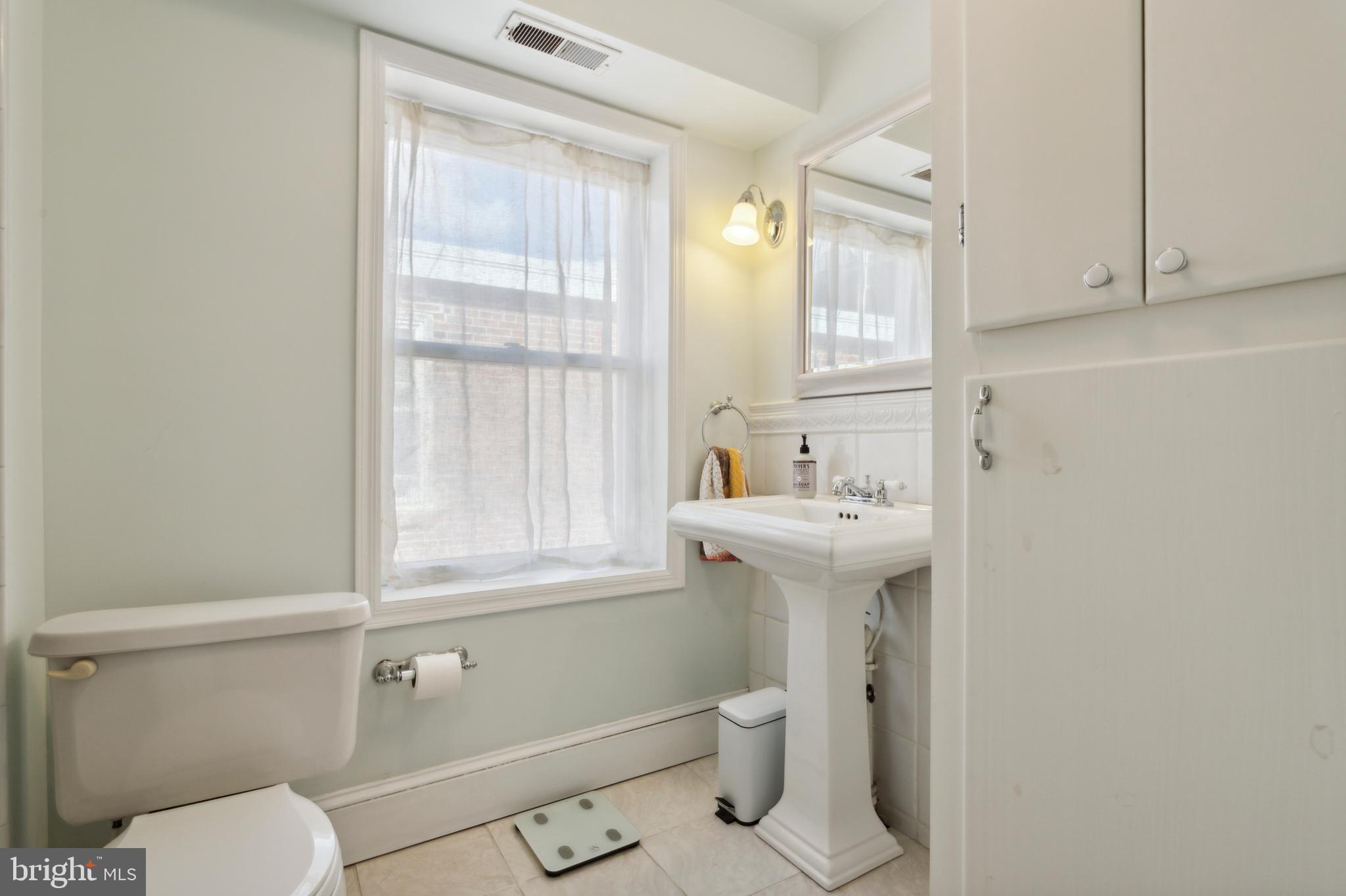 1911 Mt Vernon Street Philadelphia, PA 19130 - Photo 21 of 26