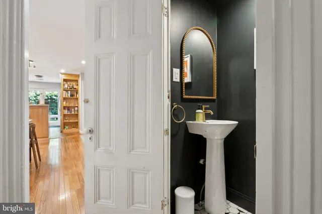 $995,000 | 1911 Mt Vernon Street, Philadelphia, PA 19130