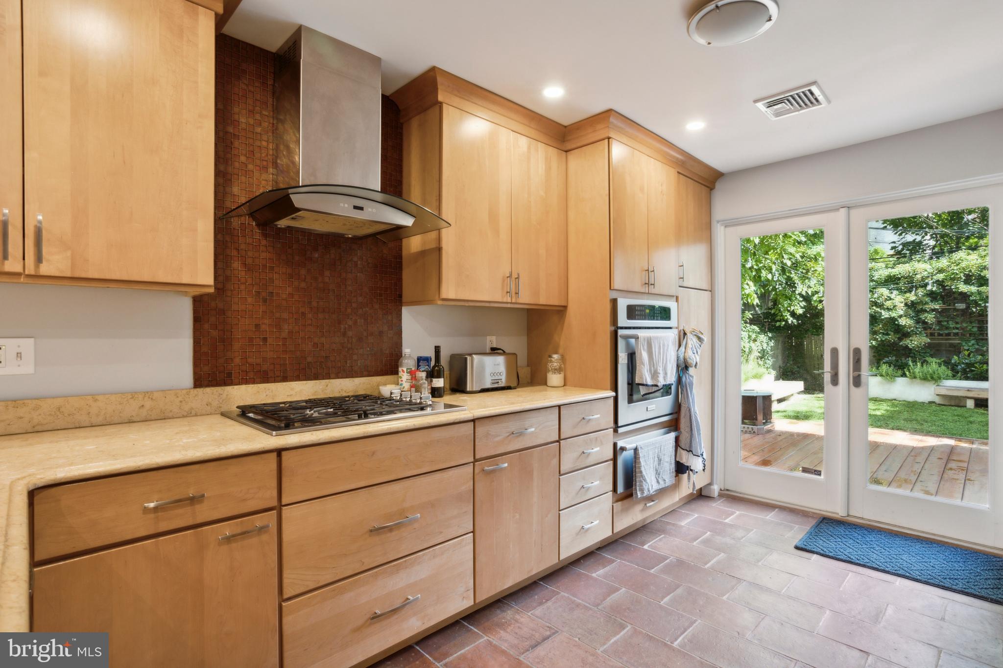 1911 Mt Vernon Street Philadelphia, PA 19130 - Photo 8 of 26