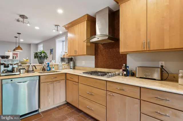 $995,000 | 1911 Mt Vernon Street, Philadelphia, PA 19130