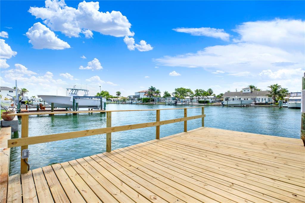 411 Palm Island Northeast Clearwater Beach, FL 33767 - Photo 19 of 20