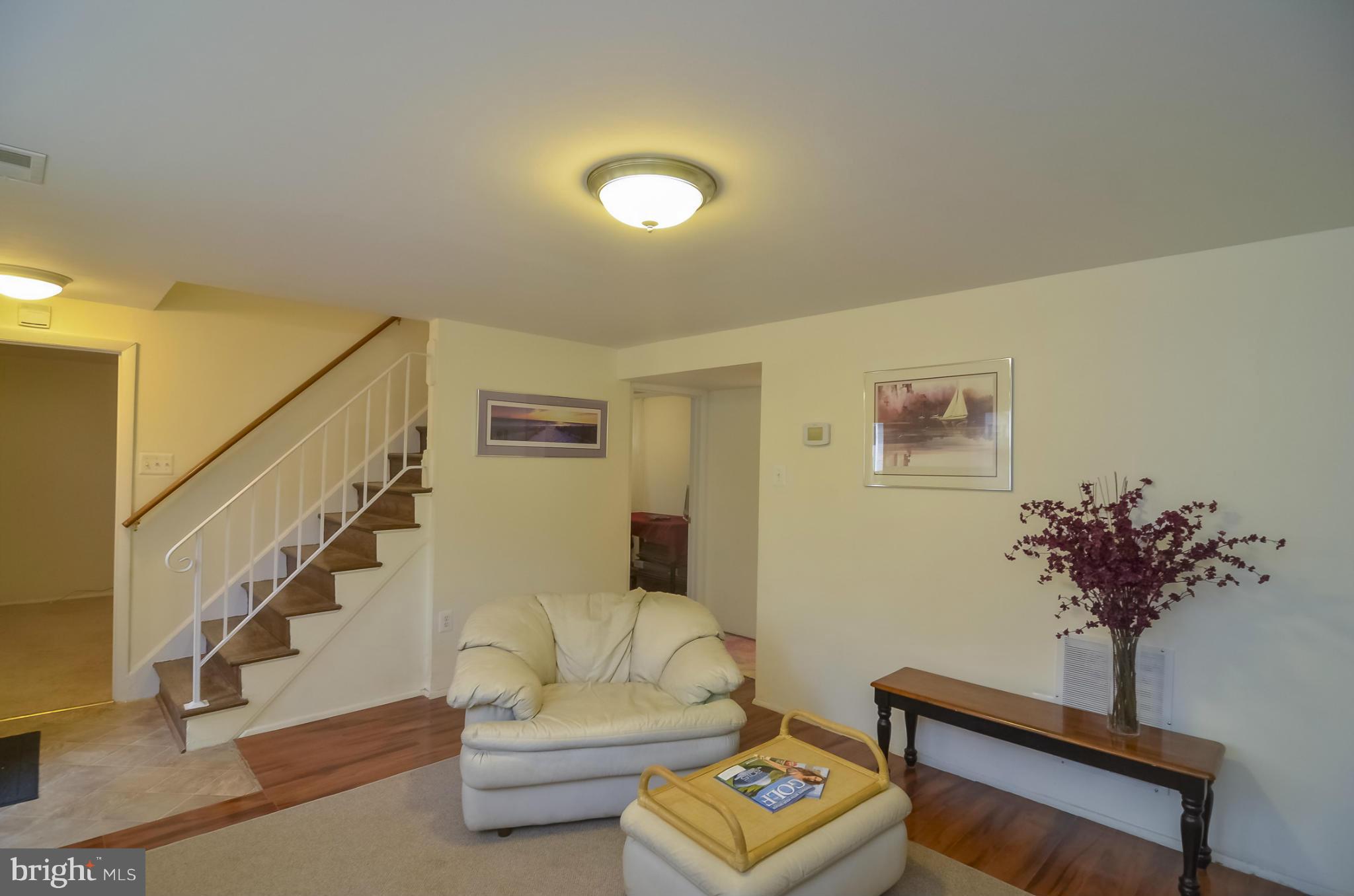 14315 Fullerton Road Woodbridge, VA 22193 - Photo 4 of 20 Family Room