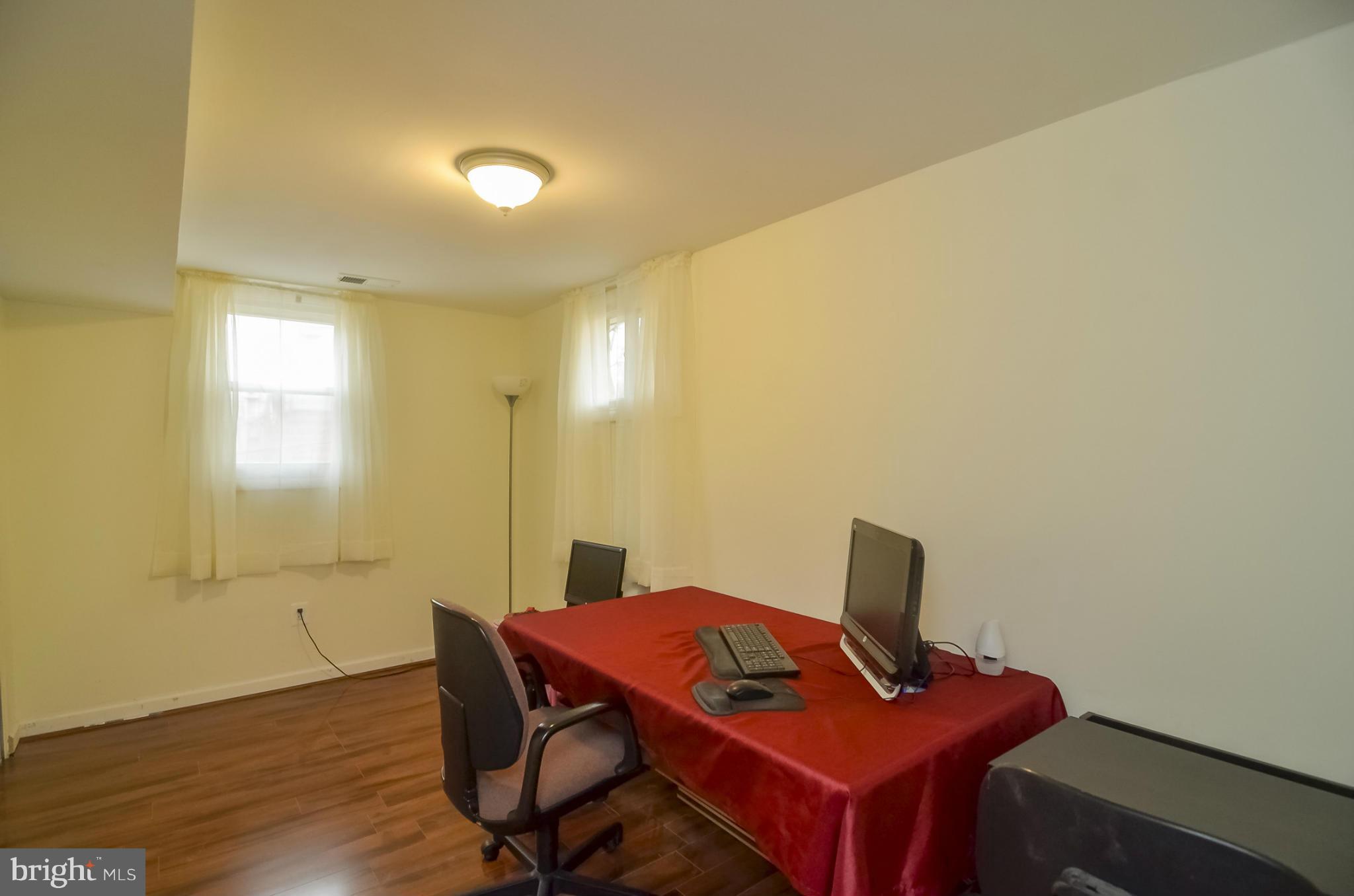 14315 Fullerton Road Woodbridge, VA 22193 - Photo 8 of 20 Bedroom