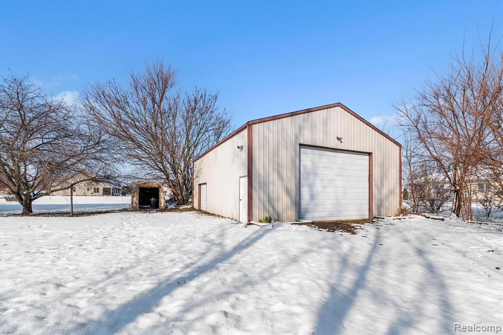 5610 Stewart Road Monroe, MI 48162 - Photo 17 of 21