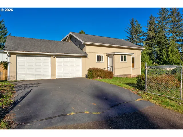 $395,000 | 4817 Laguna Avenue, Westlake, OR 97493