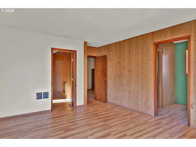 $395,000 | 4817 Laguna Avenue, Westlake, OR 97493