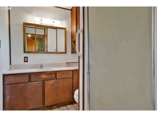 $395,000 | 4817 Laguna Avenue, Westlake, OR 97493