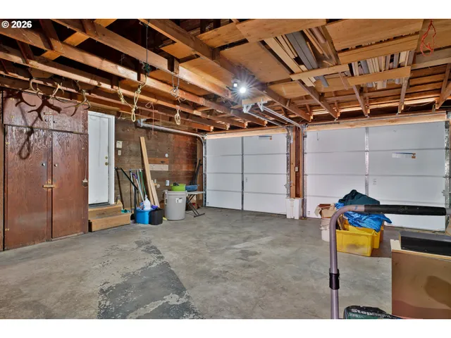 $395,000 | 4817 Laguna Avenue, Westlake, OR 97493